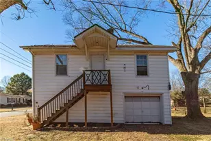 416 S Fayetteville St, Liberty, NC 27298 - Photo 3