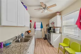 922 Llano Pl, Greensboro, NC 27401 - Photo 11