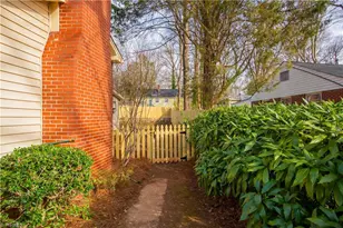 1411 Chelsea St, Winston-Salem, NC 27103 - Photo 25