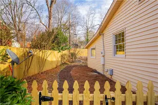 1411 Chelsea St, Winston-Salem, NC 27103 - Photo 27