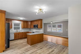 1113 Rustic Rd, Greensboro, NC 27410 - Photo 25