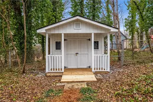 1113 Rustic Rd, Greensboro, NC 27410 - Photo 13