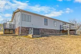 1050 Smurf Rd, Danbury, NC 27016 - Photo 9