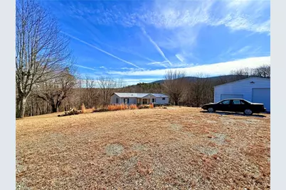 1050 Smurf Road, Danbury, NC 27016 - Photo 5