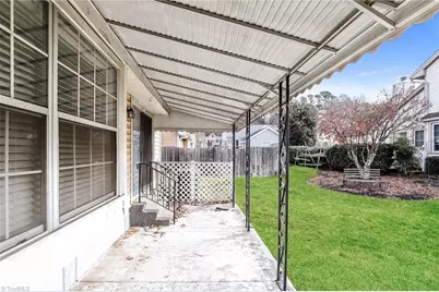 400 Amberly Drive, High Point, NC 27282 - Photo 15