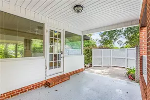 300 E Lee Ave, Yadkinville, NC 27055 - Photo 35