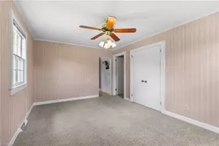 300 E Lee Ave, Yadkinville, NC 27055 - Photo 17