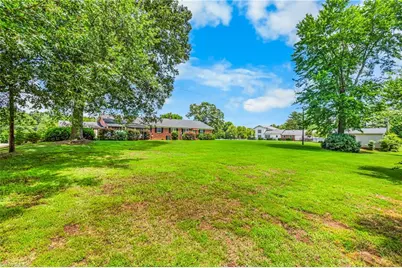 300 E Lee Avenue, Yadkinville, NC 27055 - Photo 41