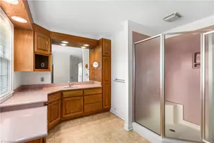 300 E Lee Ave, Yadkinville, NC 27055 - Photo 19