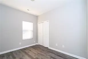 2104 Lauren Woods Dr, Winston-Salem, NC 27127 - Photo 9