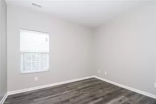 2104 Lauren Woods Dr, Winston-Salem, NC 27127 - Photo 11