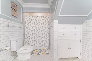 2307 Princess Ann St, Greensboro, NC 27408 - Photo 31