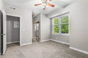 326 Meadows Cir, Winston-Salem, NC 27104 - Photo 17