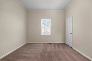 624 Delaware Ave, Burlington, NC 27217 - Photo 21