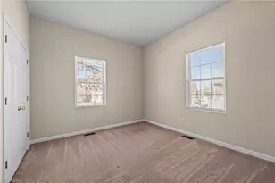 624 Delaware Ave, Burlington, NC 27217 - Photo 17