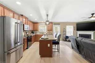 730 Traveller Dr, Whitsett, NC 27377 - Photo 17