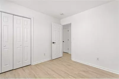 4221 Clovelly Drive, Greensboro, NC 27406 - Photo 27