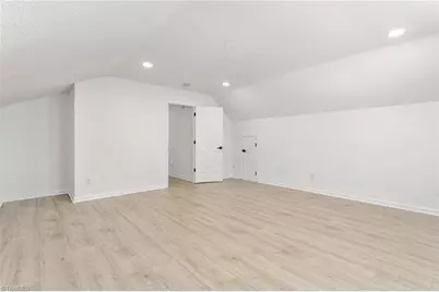 4221 Clovelly Drive, Greensboro, NC 27406 - Photo 23