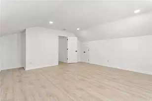 4221 Clovelly Dr, Greensboro, NC 27406 - Photo 23