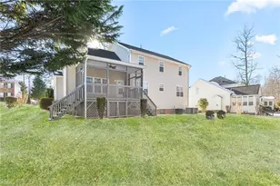 4221 Clovelly Dr, Greensboro, NC 27406 - Photo 33