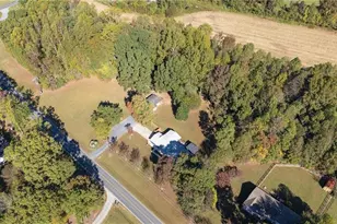 7358 Davis Country Rd, Randleman, NC 27317 - Photo 41