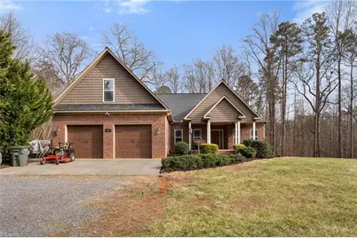 3655 Stimpson Drive, Pfafftown, NC 27040 - Photo 3