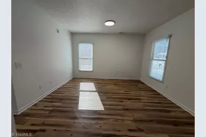 815 Green Oaks Street, Greensboro, NC 27401 - Photo 3