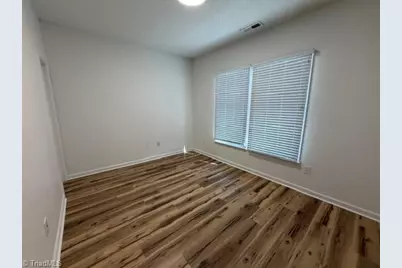 815 Green Oaks Street, Greensboro, NC 27401 - Photo 17