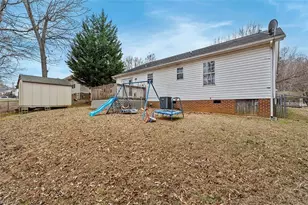 113 Falling Creek Dr, Thomasville, NC 27360 - Photo 25