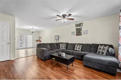 113 Falling Creek Drive, Thomasville, NC 27360 - Photo 7