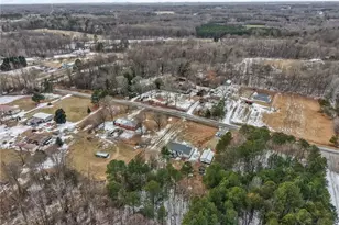 7686 Garrett Rd, Liberty, NC 27298 - Photo 35