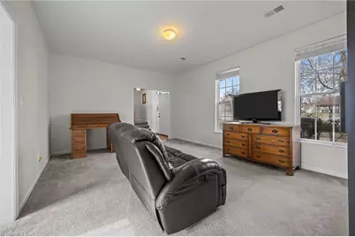 6405 Estes Court, Greensboro, NC 27410 - Photo 5