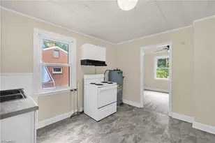 905 Mint Ave, High Point, NC 27260 - Photo 11