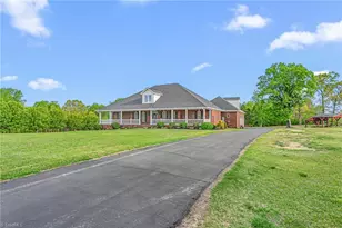 259 Lynne Terry Dr, Thomasville, NC 27360 - Photo 39