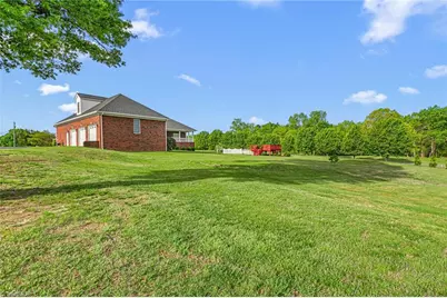 259 Lynne Terry Drive, Thomasville, NC 27360 - Photo 43
