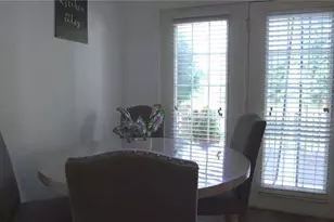 2202 McLaughlin Dr, Greensboro, NC 27406 - Photo 9