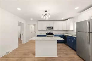 1823 McKnight Mill Rd, Greensboro, NC 27405 - Photo 7