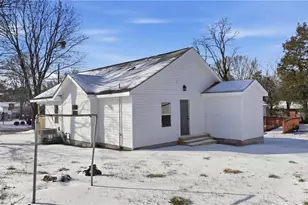 1823 McKnight Mill Rd, Greensboro, NC 27405 - Photo 29