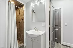 2610 Riverside Dr, Lexington, NC 27292 - Photo 27