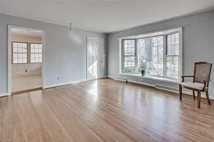 516 Hillcrest Dr, Randleman, NC 27317 - Photo 5