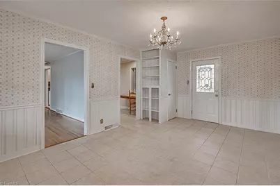 516 Hillcrest Drive, Randleman, NC 27317 - Photo 9