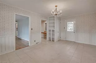 516 Hillcrest Dr, Randleman, NC 27317 - Photo 9