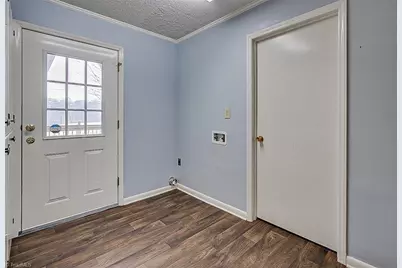 516 Hillcrest Drive, Randleman, NC 27317 - Photo 17