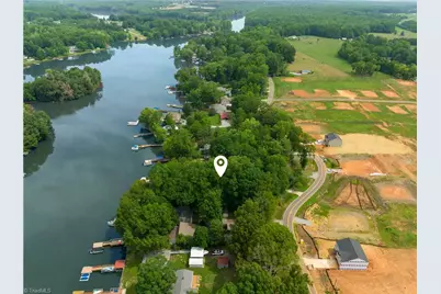 1349 Hickory Point Drive, Lexington, NC 27292 - Photo 7