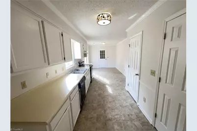 119 Edgedale Court, Kernersville, NC 27284 - Photo 11