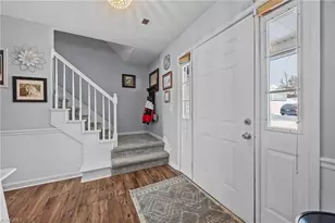 3913 Colony Ridge Ct, Jamestown, NC 27282 - Photo 5