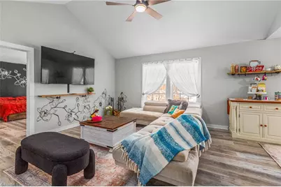 9 Courtesy Drive, Thomasville, NC 27360 - Photo 5