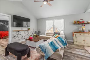 9 Courtesy Dr, Thomasville, NC 27360 - Photo 5