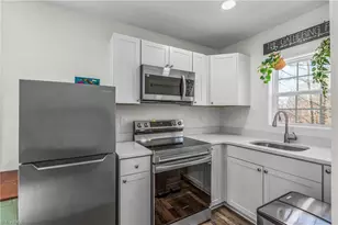 9 Courtesy Dr, Thomasville, NC 27360 - Photo 11