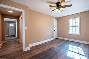 705 Carr St, High Point, NC 27262 - Photo 9